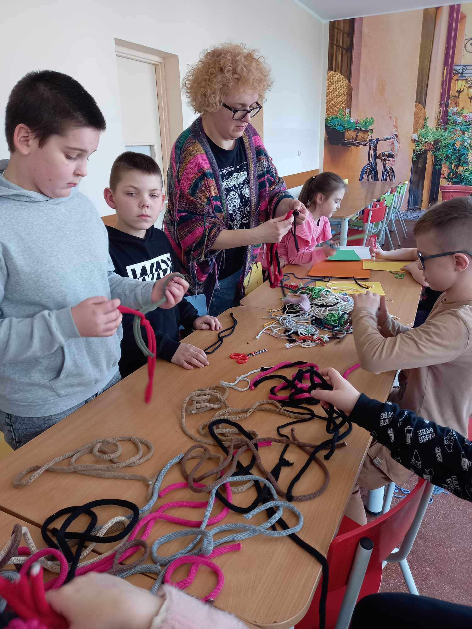 438196321 1220108615848468 6412129546320893488 n